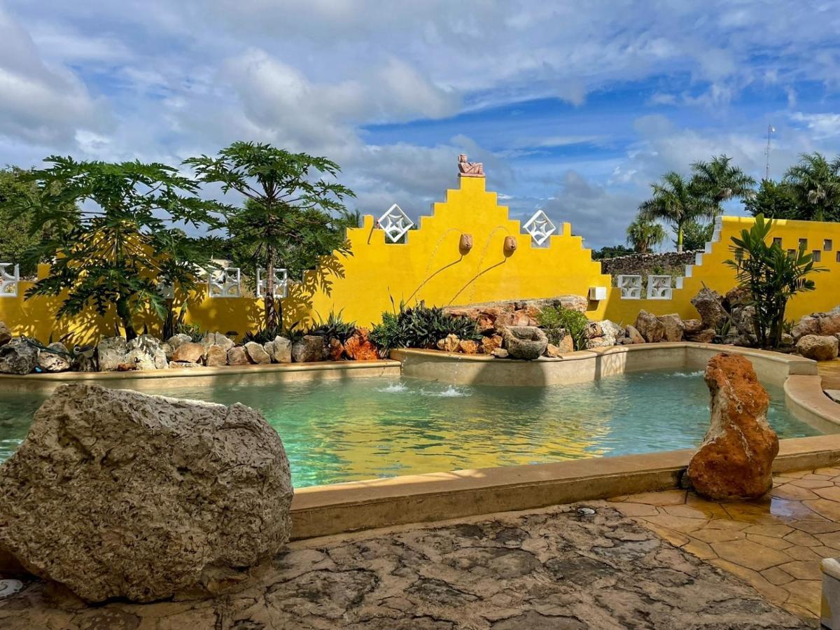 Buenosdias Izamal Bed & Breakfast Bagian luar foto