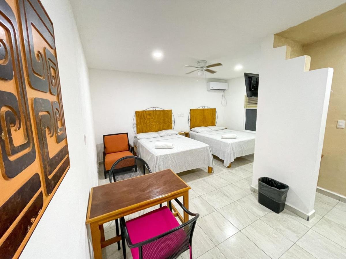Buenosdias Izamal Bed & Breakfast Bagian luar foto