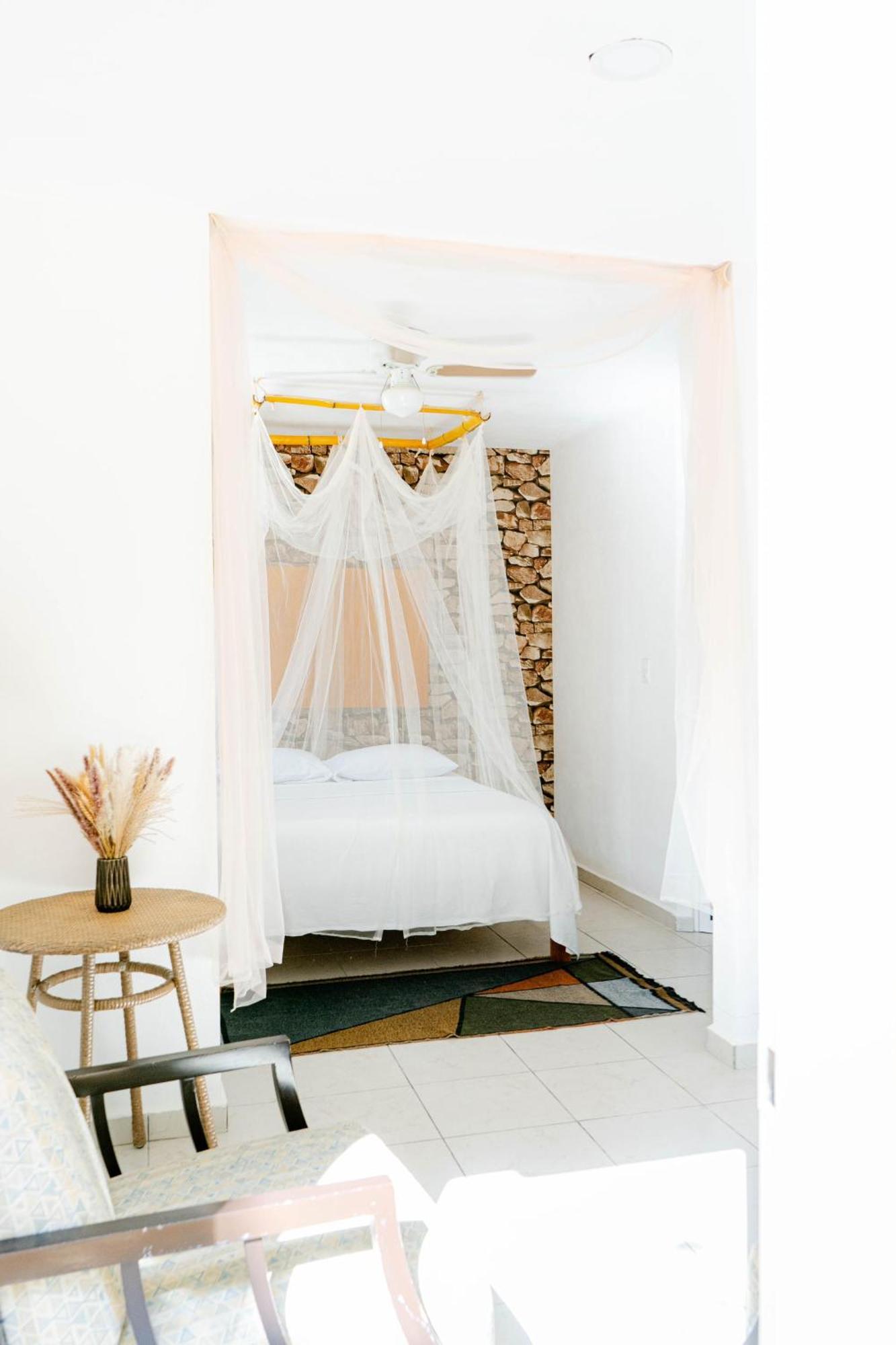 Buenosdias Izamal Bed & Breakfast Bagian luar foto